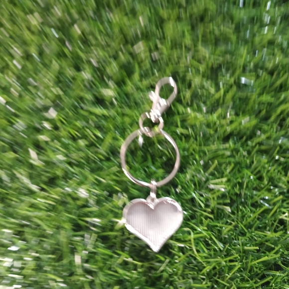 Women's fashion jewelry red heart charm keychain style - Picture 4 of 4